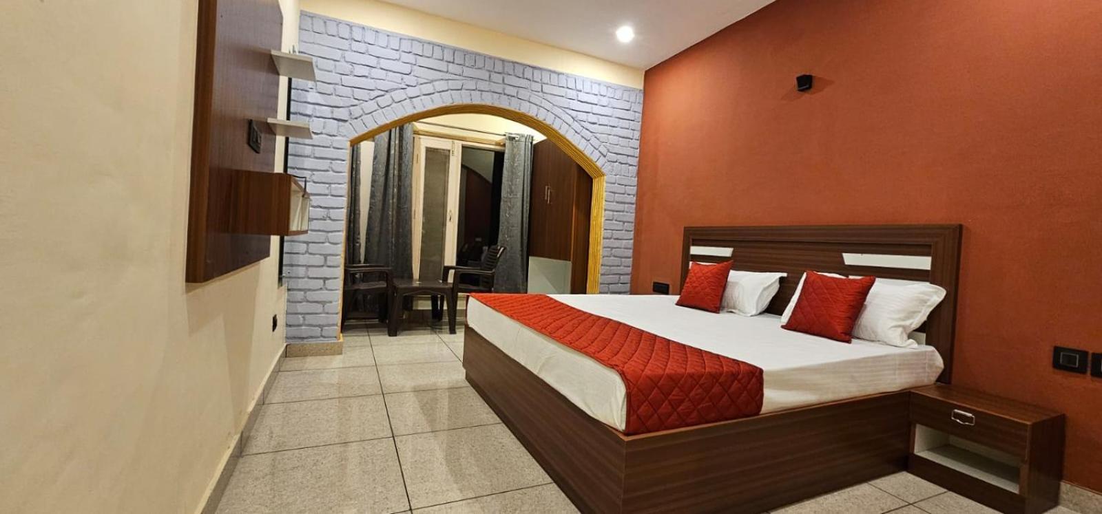 Golden Himalaya Homestay Kausani Esterno foto